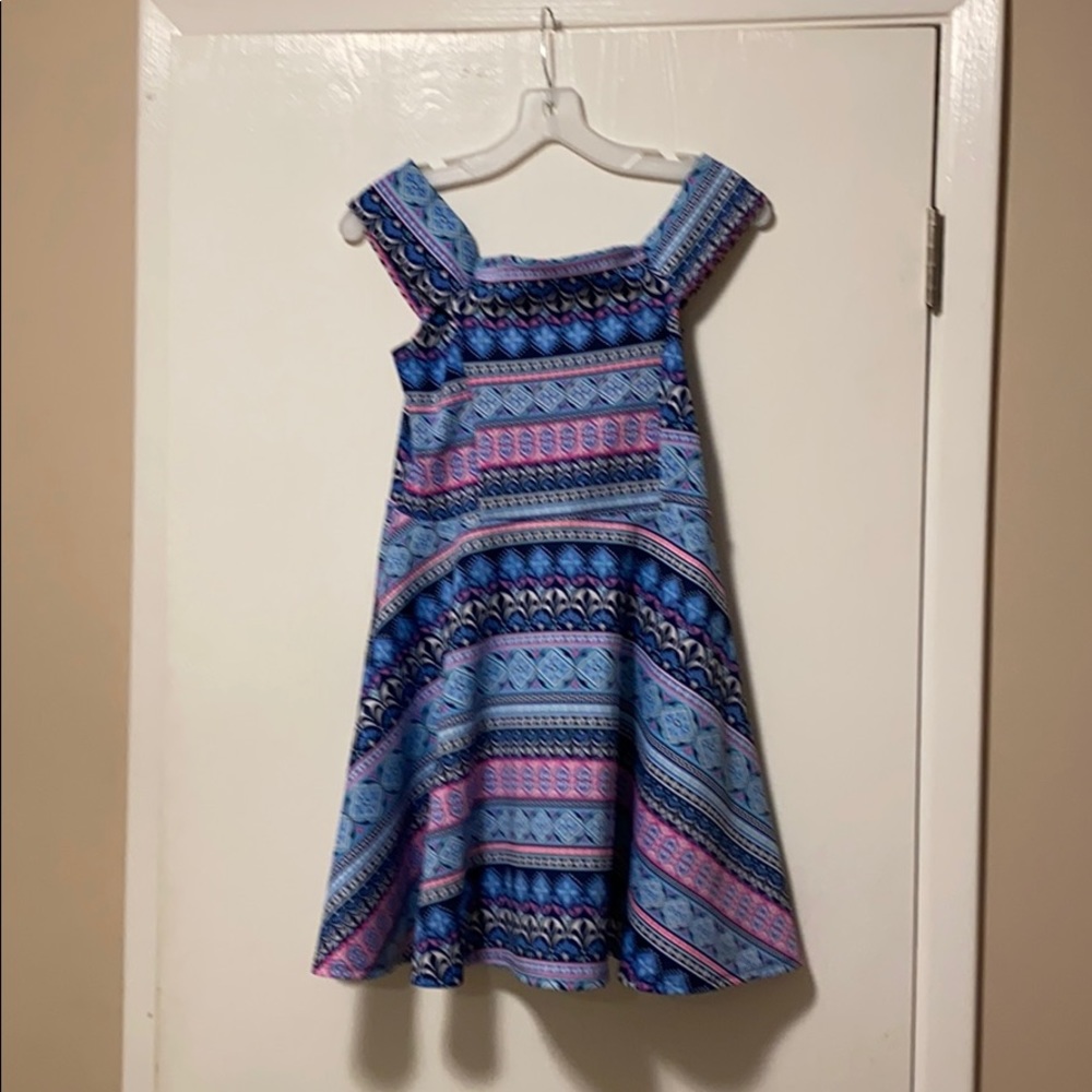 Dress - Picture 3 of 3
